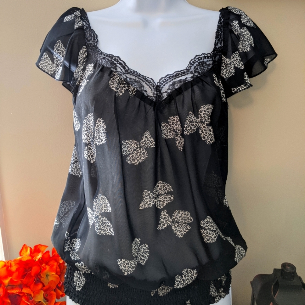 Floral top